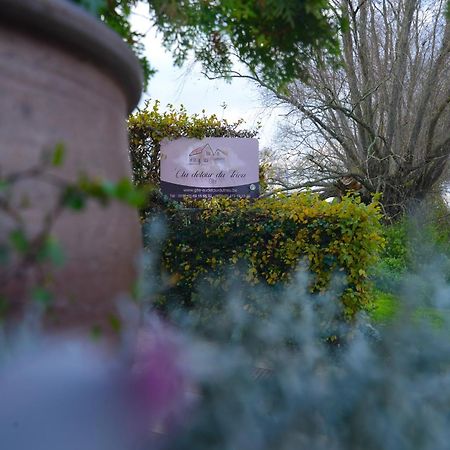 Au Detour Du Trieu Villa Estaimbourg Exteriör bild