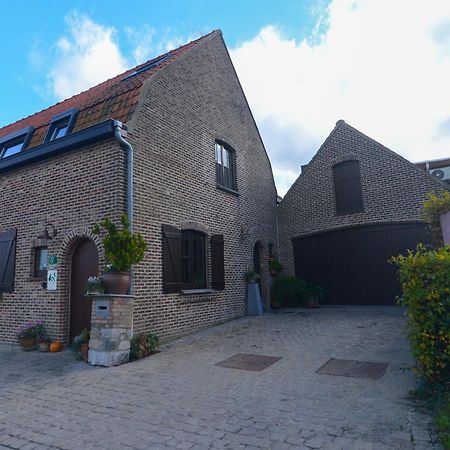 Au Detour Du Trieu Villa Estaimbourg Exteriör bild